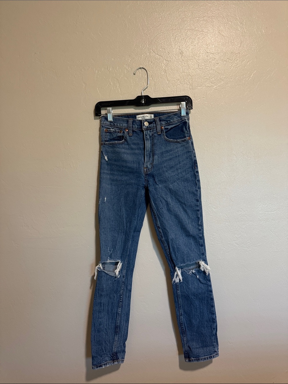 Abercrombie & Fitch High-Rise Distressed Blue Jeans